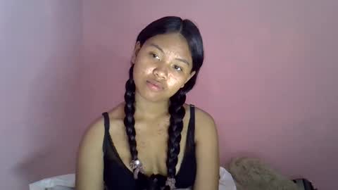 Snapshot of emiehottie chatting on July 2026 09:27:01 PM Ami online show from July 2026 09:27:01 PM