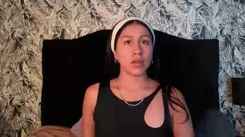 Snapshot of emigomez_ chatting on December 2025 08:27:02 PM Emilia Gomez online show from December 2025 08:27:02 PM