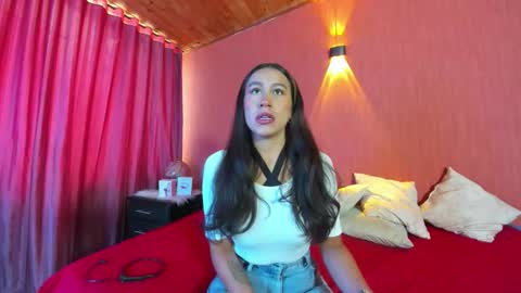 Emilia Gomez online show from January 2026 01:59:01 PM