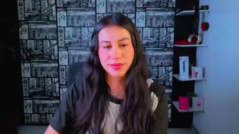 Snapshot of emigomez_ chatting on June 2026 03:27:01 PM Emilia Gomez online show from June 2026 03:27:01 PM