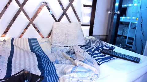 Emy online show from February 2026 07:51:01 AM