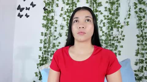 Snapshot of emiily_parkerr chatting on February 2026 03:02:01 AM Emily online show from February 2026 03:02:01 AM