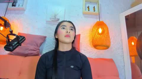 Emily online show from September 2025 12:05:01 PM