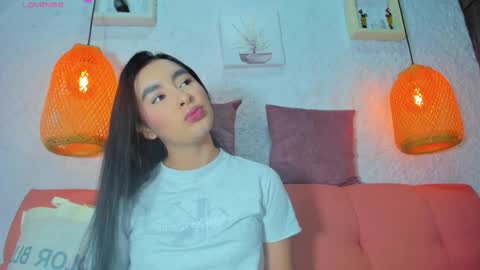 Emily online show from October 2025 12:06:01 PM