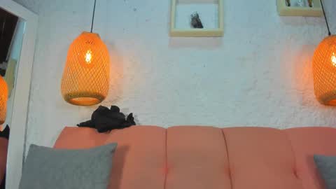 Emily online show from December 2025 12:01:02 PM