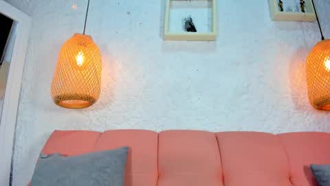 Emily online show from December 2025 12:01:02 PM