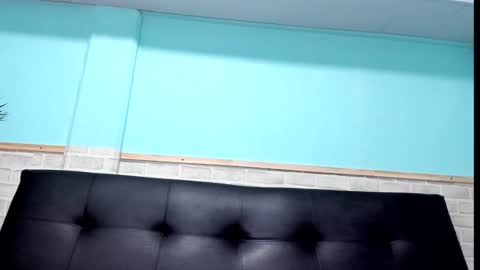 Snapshot of emiily_smile chatting on February 2025 11:44:02 AM Emily online show from February 2025 11:44:02 AM