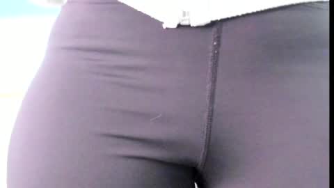 Snapshot of emiily_smile chatting on February 2025 11:22:02 AM Emily online show from February 2025 11:22:02 AM