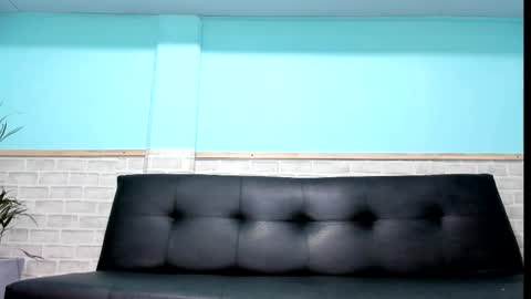 Snapshot of emiily_smile chatting on February 2025 11:31:01 AM Emily online show from February 2025 11:31:01 AM