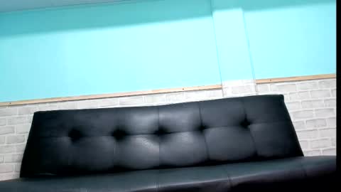 Snapshot of emiily_smile chatting on March 2025 12:01:02 PM Emily online show from March 2025 12:01:02 PM