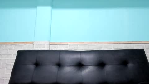 Snapshot of emiily_smile chatting on March 2025 11:33:02 AM Emily online show from March 2025 11:33:02 AM