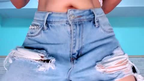 Snapshot of emiily_smile chatting on September 2025 12:09:02 PM Emily online show from September 2025 12:09:02 PM