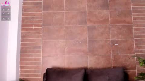 Snapshot of emiily_smile chatting on February 2026 11:59:01 AM Emily online show from February 2026 11:59:01 AM