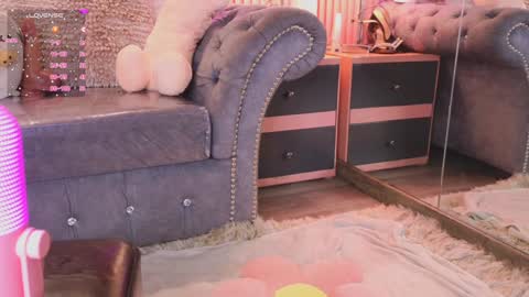 Emily online show from January 2025 03:54:02 PM