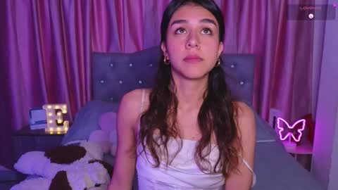 Emily online show from November 2025 09:26:01 PM