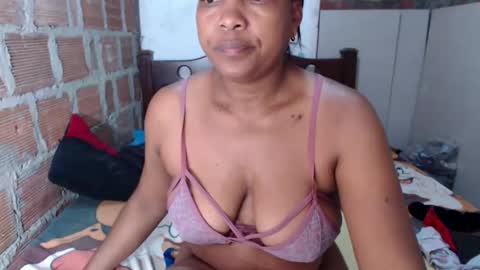 Emily online show from November 2025 10:28:01 AM