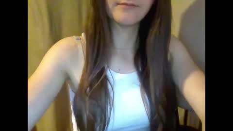 emili0899 online show from September 2025 07:52:02 PM
