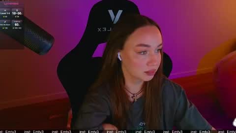 Snapshot of emili1_bc chatting on March 2026 08:25:01 AM Emili online show from March 2026 08:25:01 AM