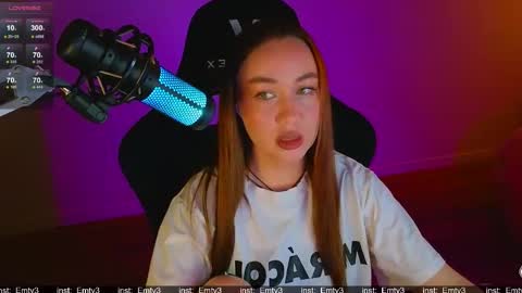 Snapshot of emili1_bc chatting on April 2026 10:05:02 AM Emili online show from April 2026 10:05:02 AM