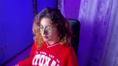 Emy  online show from September 2025 12:12:01 AM