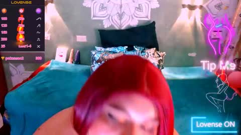 Snapshot of emili_roux chatting on February 2025 05:07:02 PM Emili roux online show from February 2025 05:07:02 PM