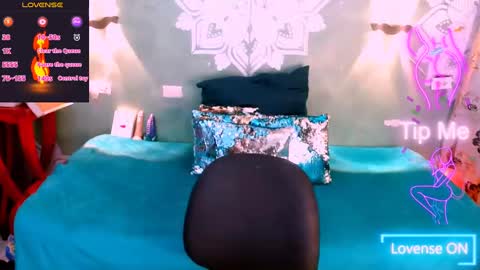 Snapshot of emili_roux chatting on February 2025 03:31:02 PM Emili roux online show from February 2025 03:31:02 PM