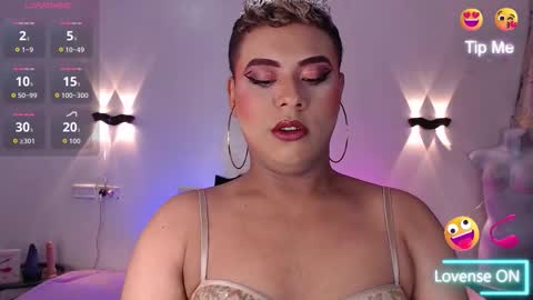 Snapshot of emili_roux chatting on November 2025 12:15:01 PM Emili roux online show from November 2025 12:15:01 PM