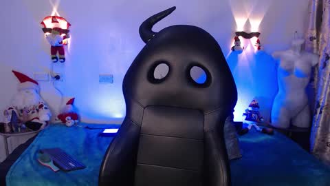 Snapshot of emili_roux chatting on December 2025 07:53:02 PM Emili roux online show from December 2025 07:53:02 PM