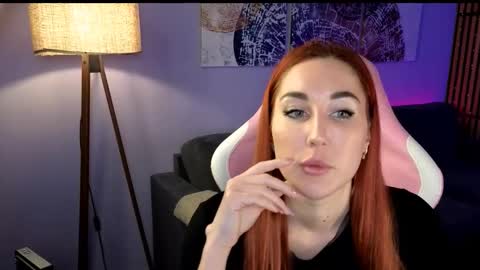 Snapshot of emilia_bliss chatting on February 2026 01:31:02 PM Emilia online show from February 2026 01:31:02 PM