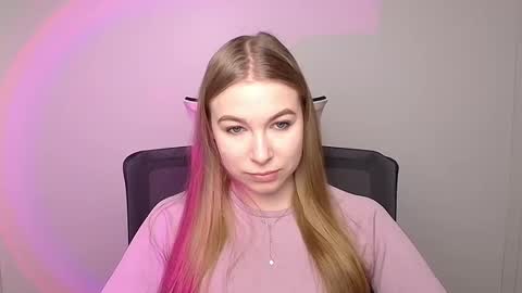 Emilia online show from February 2025 06:12:01 AM