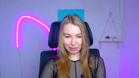 Emilia online show from February 2026 06:23:01 AM