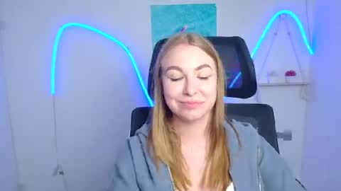 Emilia online show from July 2026 11:28:01 AM