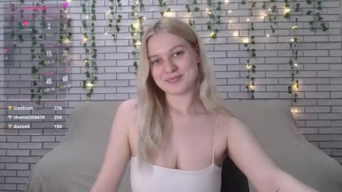 Amili online show from February 2025 04:25:02 PM