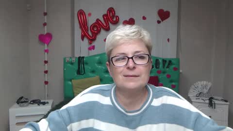 Snapshot of emiliagree chatting on October 2025 05:21:02 PM EmiliaGree online show from October 2025 05:21:02 PM