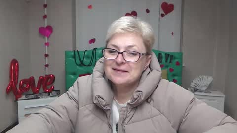 EmiliaGree online show from December 2025 06:47:02 PM