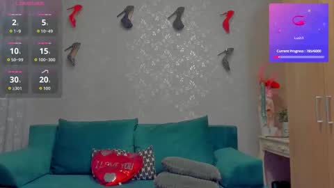 Snapshot of emilianna666 chatting on October 2025 01:01:01 PM Emiliana online show from October 2025 01:01:01 PM