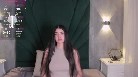 Emilie online show from March 2026 12:38:02 PM