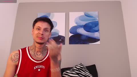 Snapshot of emilio_wolf chatting on January 2025 10:38:01 AM EMILIO online show from January 2025 10:38:01 AM