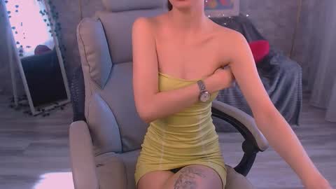 Snapshot of emilisky chatting on March 2026 06:29:01 AM Emily online show from March 2026 06:29:01 AM