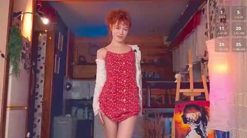 Emi  online show from November 2025 07:49:02 PM