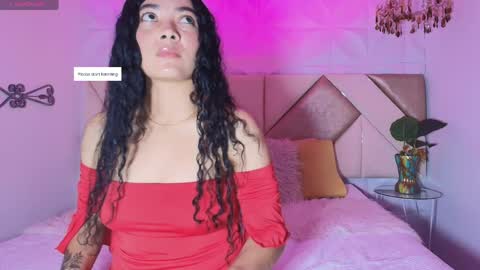 Snapshot of emilly_duque chatting on May 2026 03:48:01 AM Emilly online show from May 2026 03:48:01 AM