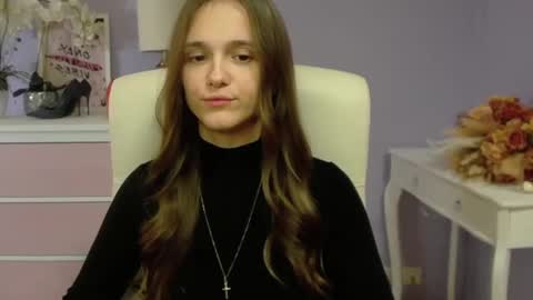 Emilly online show from January 2025 01:52:01 PM