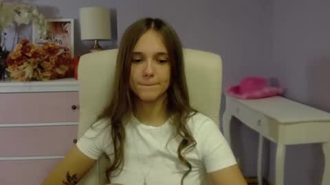 Emilly online show from January 2025 10:53:02 AM