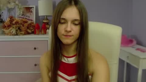 Emilly online show from March 2025 10:52:01 AM