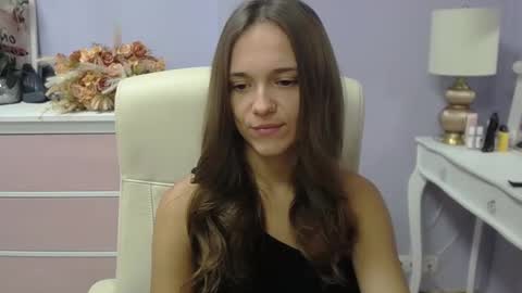 Snapshot of emilly_lust99 chatting on November 2025 07:51:01 AM Emilly online show from November 2025 07:51:01 AM