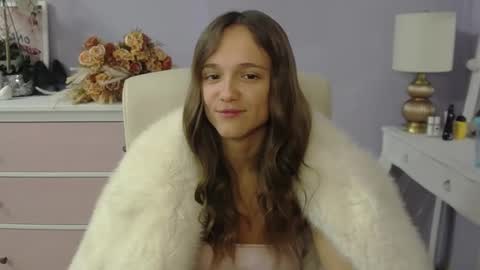 Snapshot of emilly_lust99 chatting on November 2025 08:04:01 AM Emilly online show from November 2025 08:04:01 AM