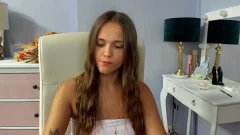 Emilly online show from July 2026 08:40:02 AM