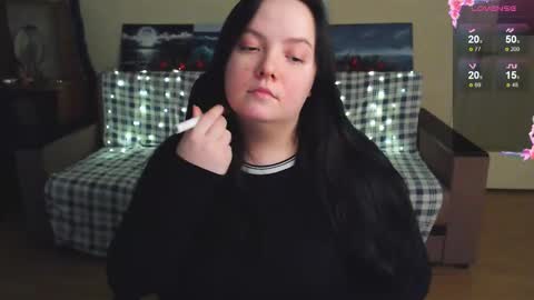 Emily online show from December 2025 07:32:01 PM