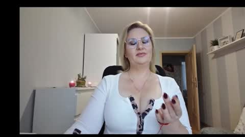 EmillyLove online show from February 2026 07:05:01 AM