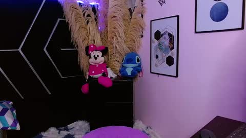 emillystonex online show from January 2026 05:59:02 PM